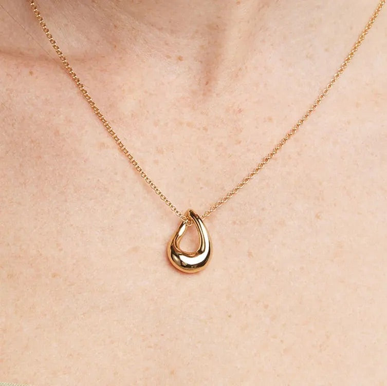 Mattie Necklace