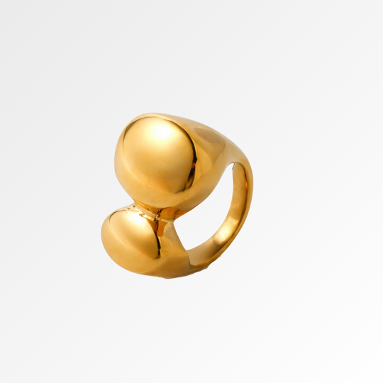 Nia Ring