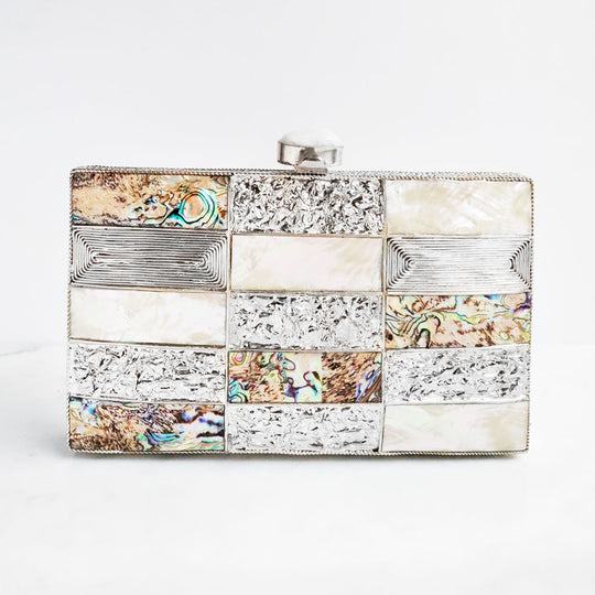 Ampa Clutch