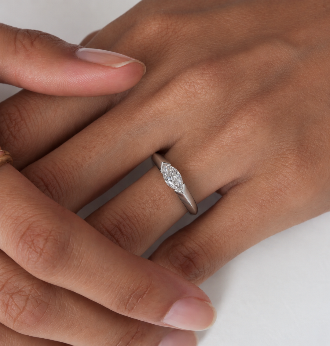 Élan Marquise Silver Ring