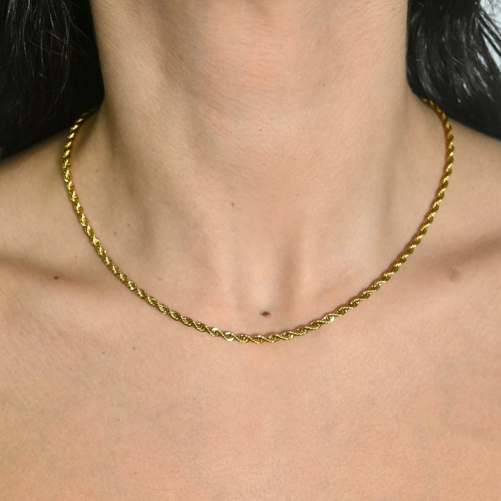 Drama Necklace