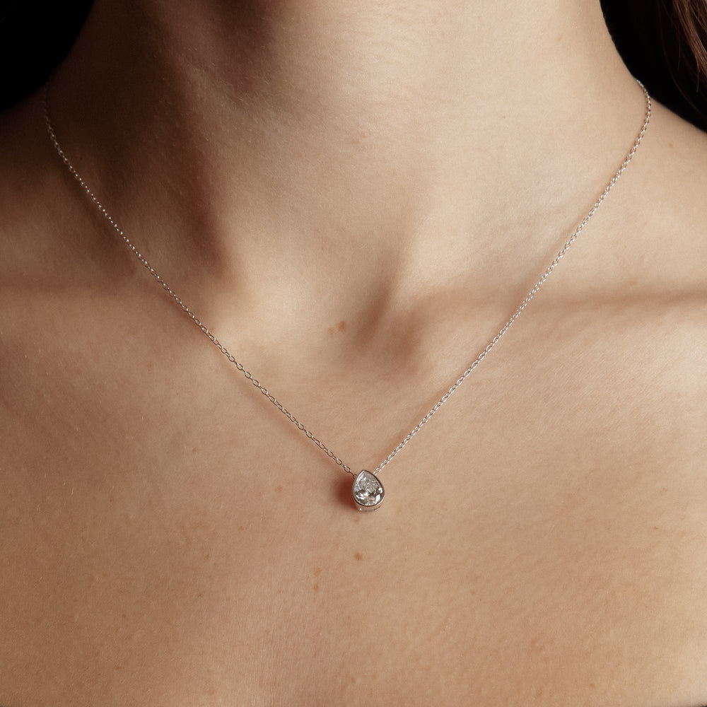 Sissy Necklace