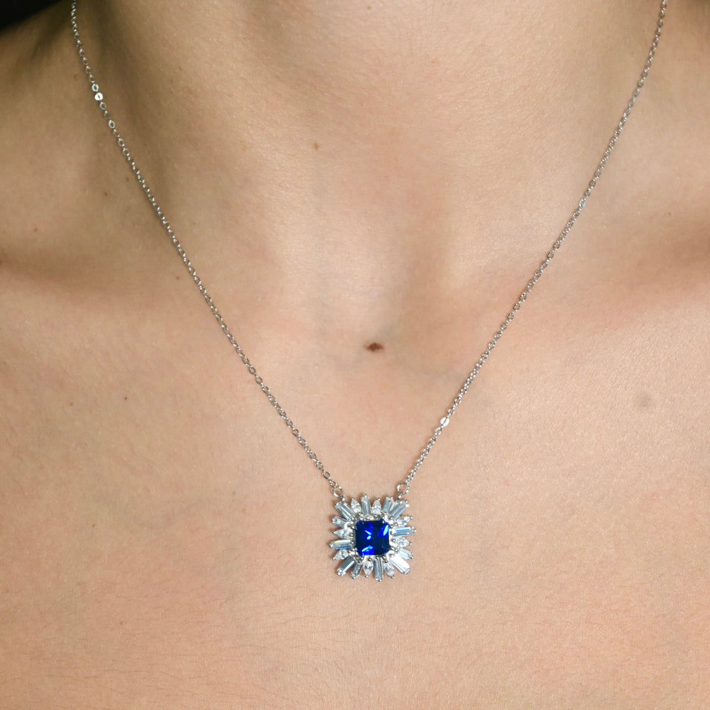 Lily Necklace